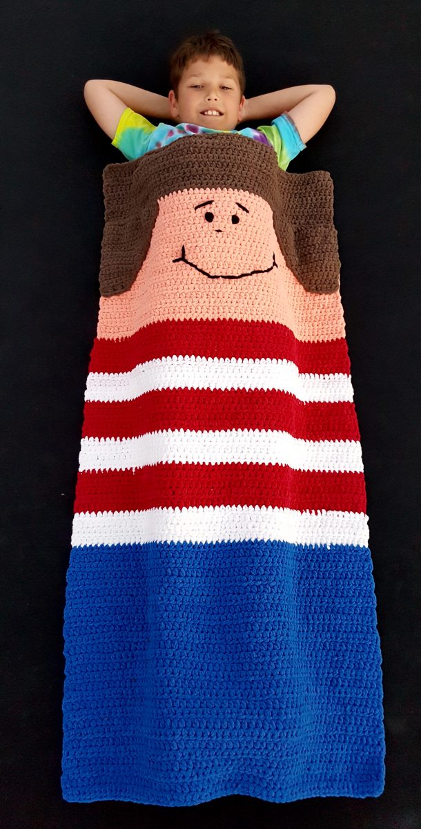 DIY adding fleece backing to a crocheted blanket snappy tots