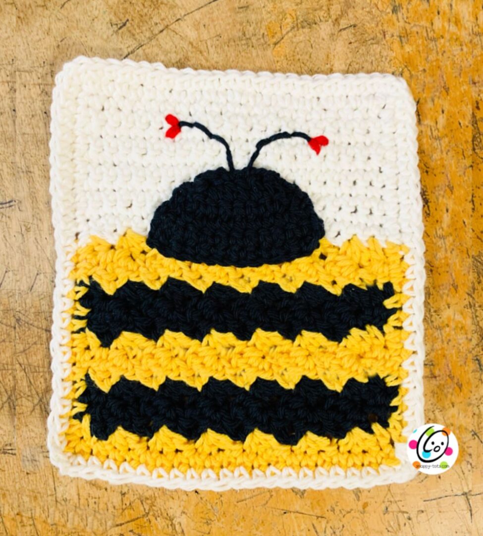 Weekly Wash #19: Bee Square - Snappy Tots