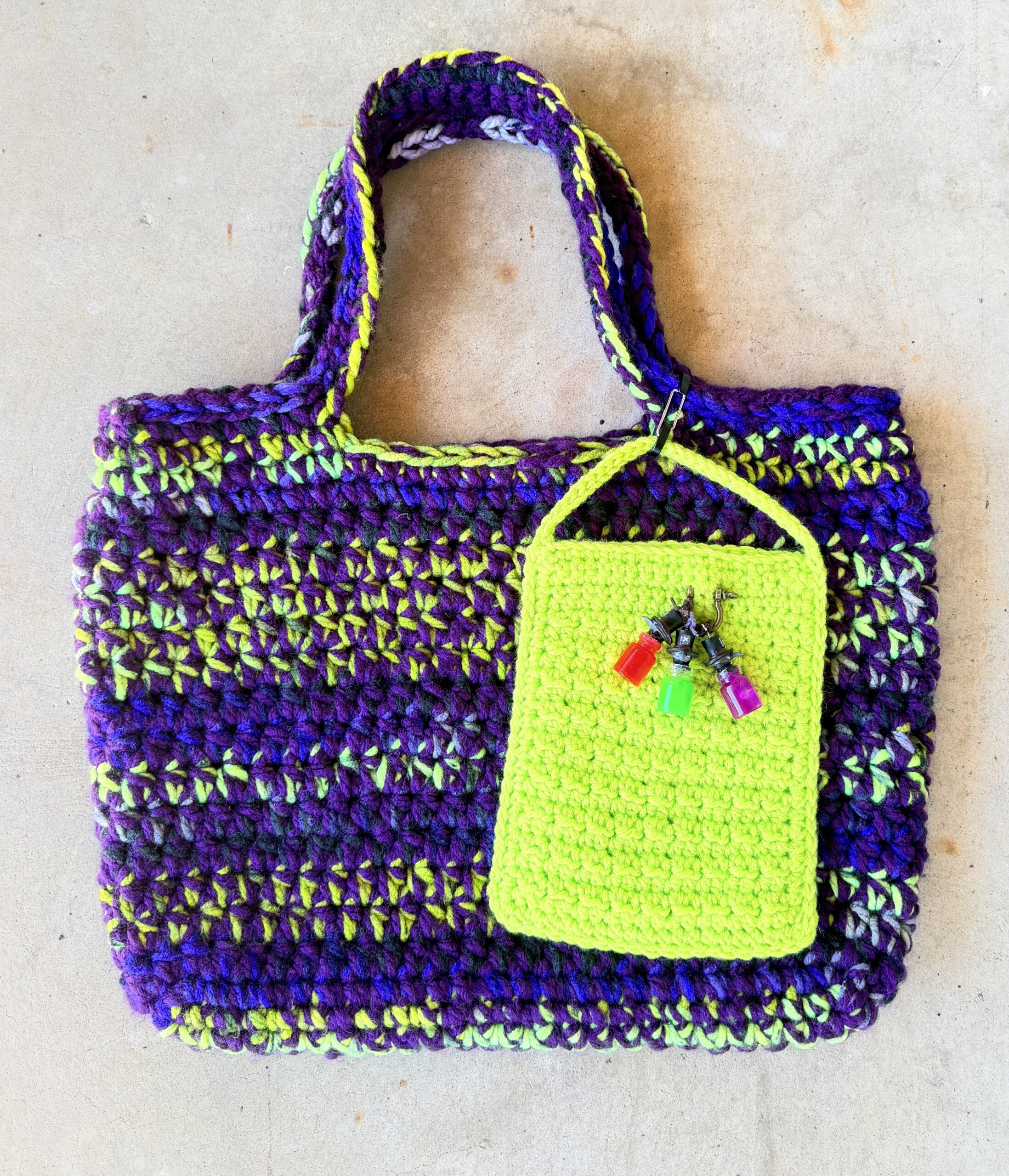 Poison Tote, matching pouch, and 3 mini mysterious bottles RTS