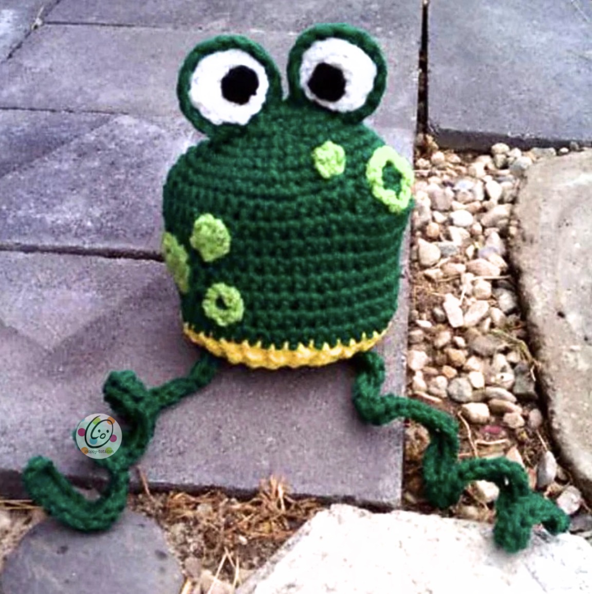 Ribbitz frog hat with optional tongue and bug